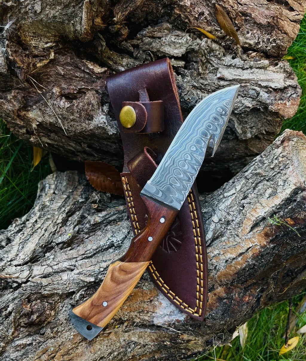 Damascus Guthook Skinning Knife