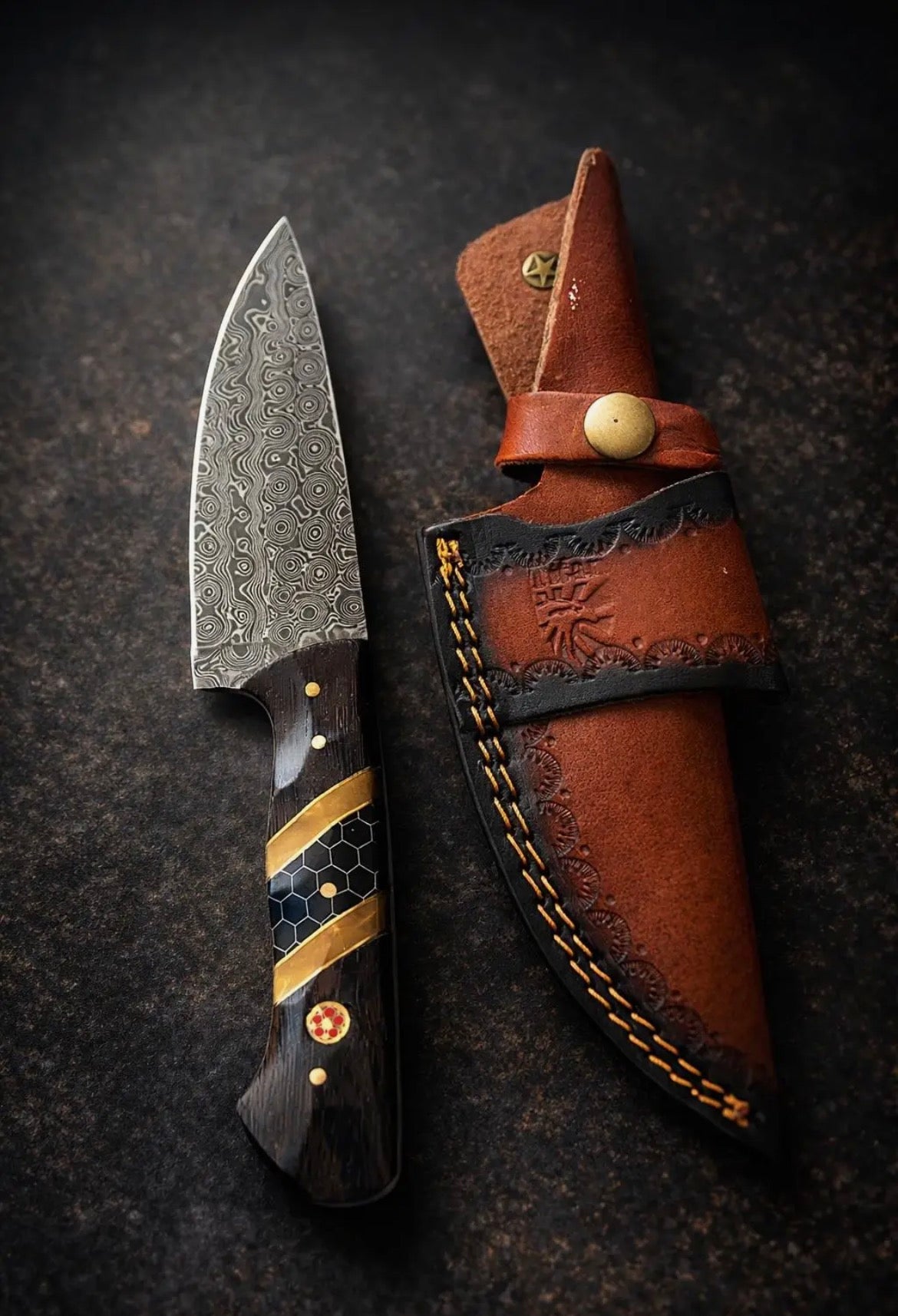 Hand Forged Damascus Knife