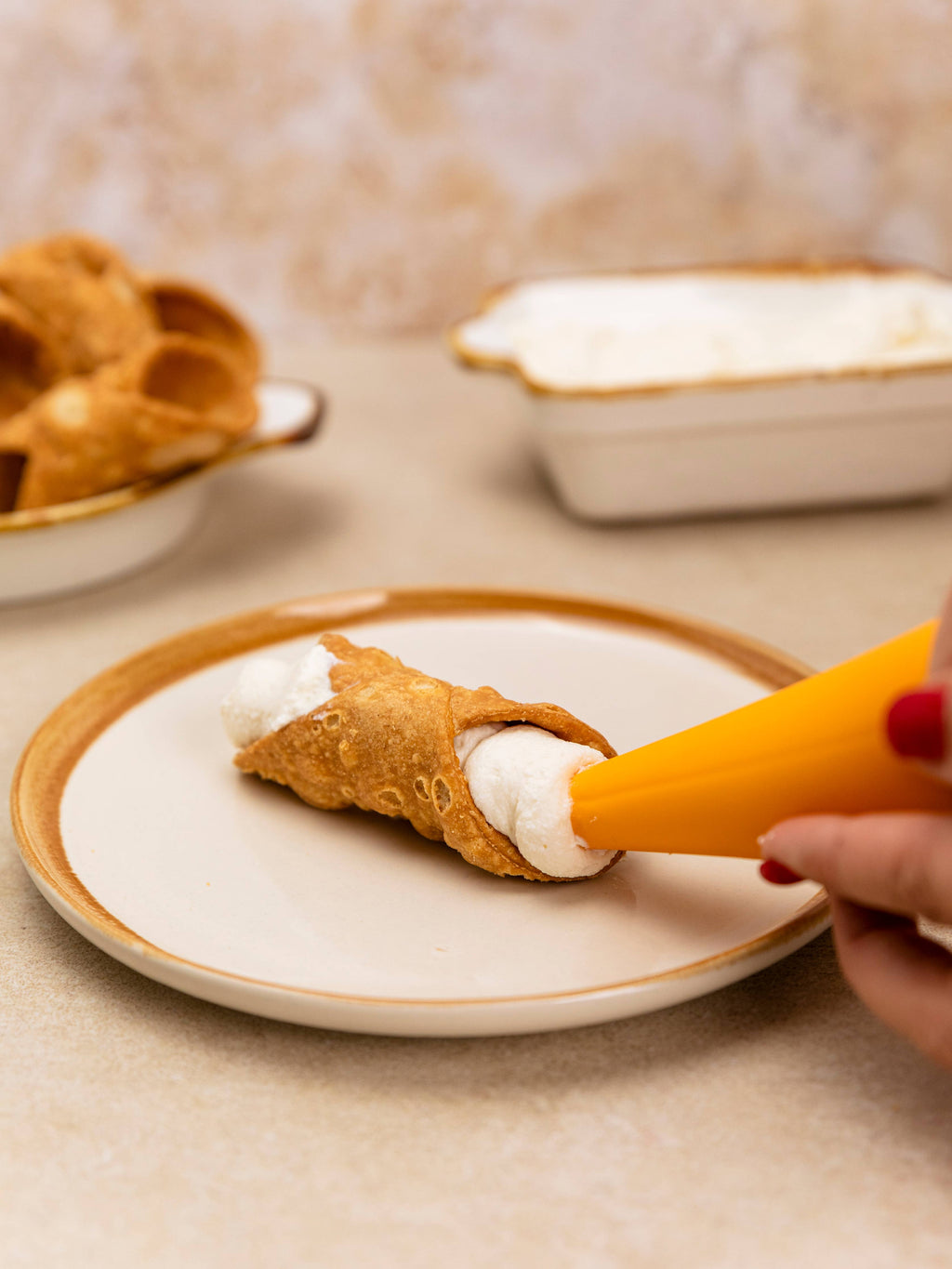 Pennisi Large Cannoli Shells
